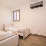 Ground Floor בית נופש *