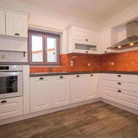 Tatil Evi Ground Floor *